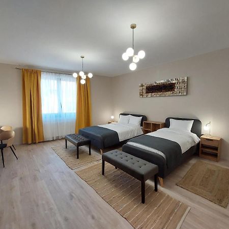 Mandarin Premium Apartments Targu Mures Exterior photo